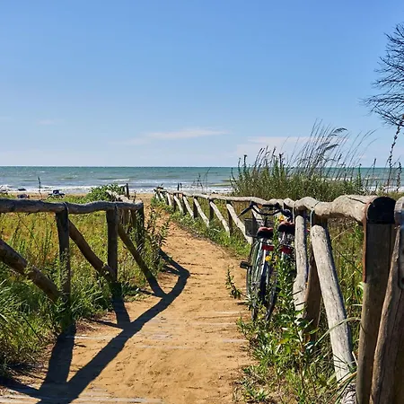 Relax Vibes Near The Апартаменты *
